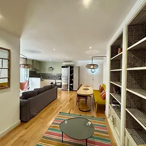 The Zentral & Apartamento Sevilla